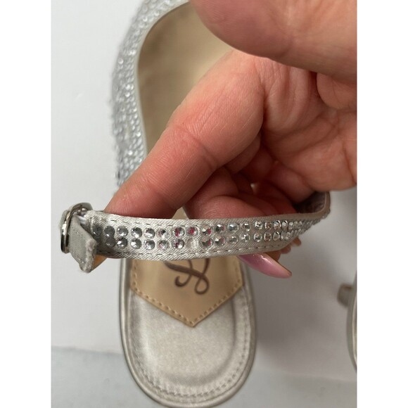 Lady Couture Lola Embellished Pointed Toe Slingback Pump Heel-Silver Size 6 #333 - Picture 12 of 12